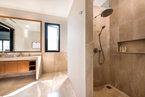 3 bedrooms Villa in South Kuta, Badung, Bali (1484) 21