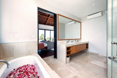 4 bedrooms Villa in South Kuta, Badung, Bali (1483) 19