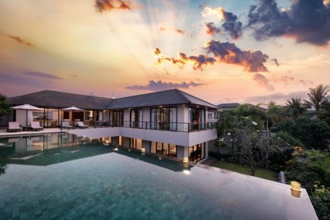 4 bedrooms Villa in South Kuta, Badung, Bali (1483) 2