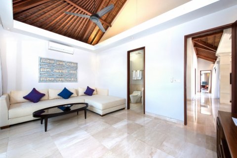 4 bedrooms Villa in South Kuta, Badung, Bali (1483) 11