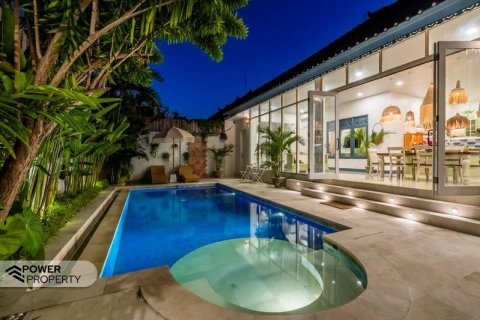 Vila 2 kamar tidur di Seminyak, Badung, Bali (9272)