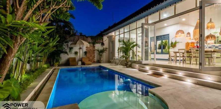 Vila 2 kamar tidur di Seminyak, Badung, Bali (9272)