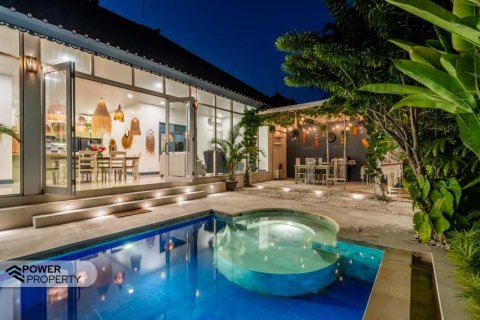 Vila 2 kamar tidur di Seminyak, Badung, Bali (9272) 29