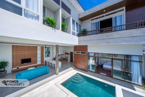 Vila 4 kamar tidur di Canggu, Badung, Bali (9270)