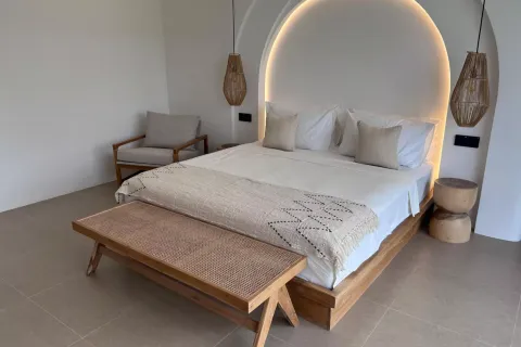 4 bedrooms Villa in Munggu, Mengwi, Badung, Bali (11598) 4