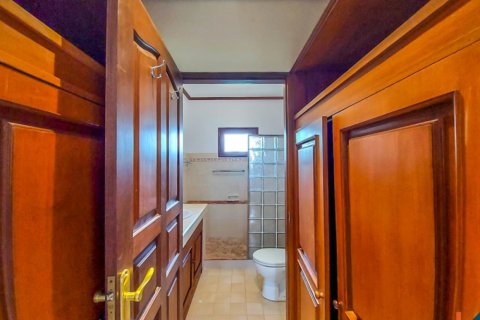 3 bedrooms Villa in South Denpasar, Denpasar, Bali (11596) 20