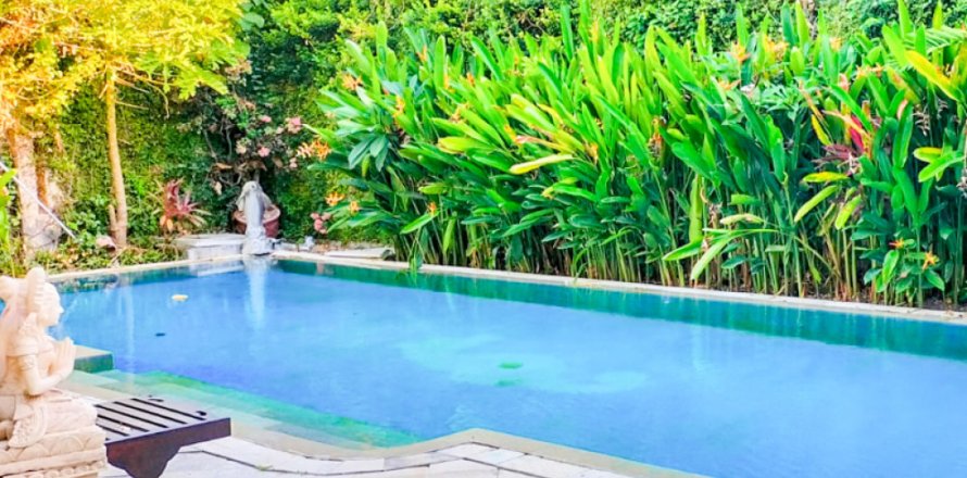 4 bedrooms Villa in South Denpasar, Denpasar, Bali (11597)
