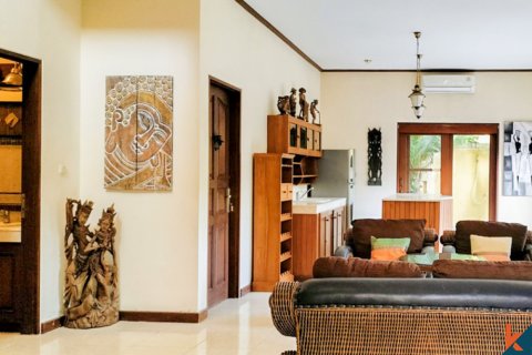 4 bedrooms Villa in South Denpasar, Denpasar, Bali (11597) 8