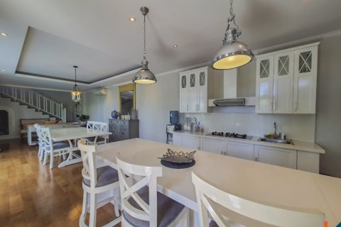 3 bedrooms Villa in Tibubeneng, Badung, Bali (11599) 14