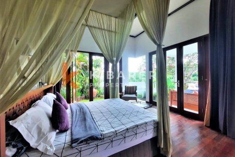 4 bedrooms Villa in Denpasar, Bali (13702) 19