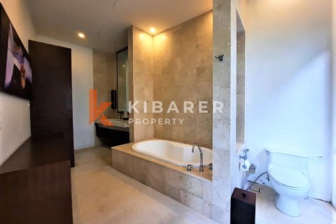 4 bedrooms Villa in Denpasar, Bali (13702) 18