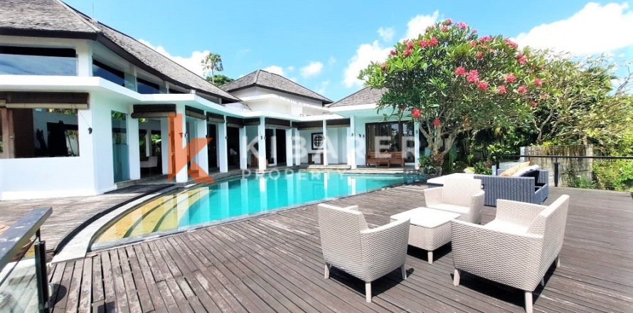 4 bedrooms Villa in Denpasar, Bali (13702)