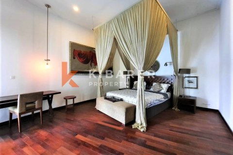 4 bedrooms Villa in Denpasar, Bali (13702) 5