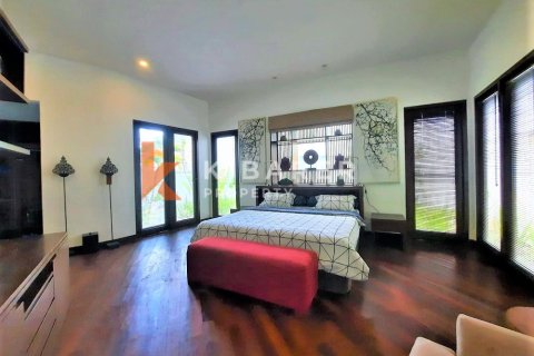 4 bedrooms Villa in Denpasar, Bali (13702) 6
