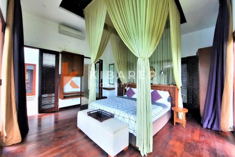 4 bedrooms Villa in Denpasar, Bali (13702) 15