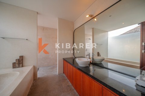 2 bedrooms Villa in Badung, Bali (13701) 17