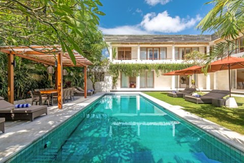 Vila 5 kamar tidur di Jimbaran, Badung, Bali (1738)