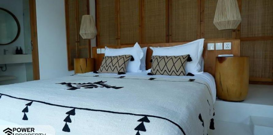 4 bedrooms Villa in South Kuta, Badung, Bali (8422)