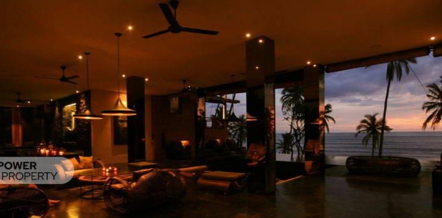 4 bedrooms Villa in Tabanan, Bali (8421)