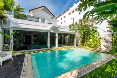 Vila 3 kamar tidur di Canggu, Badung, Bali (11531)