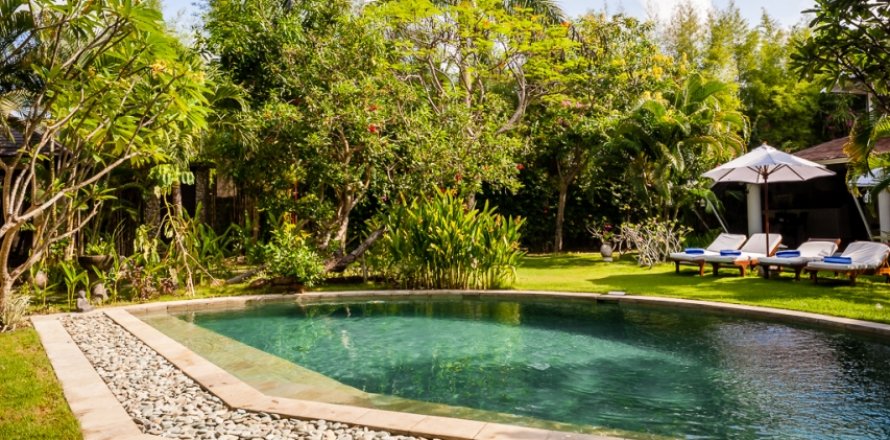 4 bedrooms Villa in Seminyak, Badung, Bali (1724)