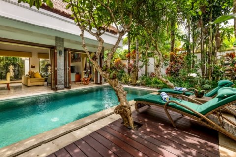Vila 3 kamar tidur di Seminyak, Badung, Bali (1726)