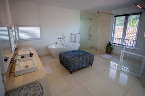 3 bedrooms Villa in Jimbaran, Badung, Bali (1725) 27