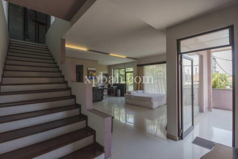 Вилла с 8 спальнями в Легиан, Кута, Бадунг, Бали (5943) 3