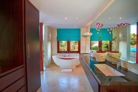 3 bedrooms Villa in Seminyak, Badung, Bali (1636) 15