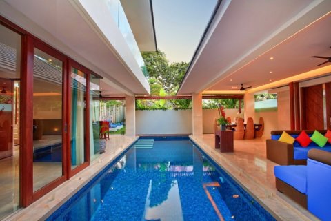 Vila 3 kamar tidur di Seminyak, Badung, Bali (1636)