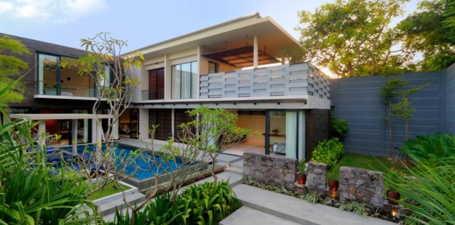 4 bedrooms Villa in Nusa Dua, Badung, Bali (1633)