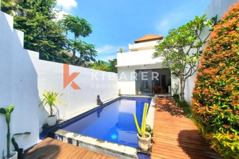 Vila 2 kamar tidur di Seminyak, Badung, Bali (13453)