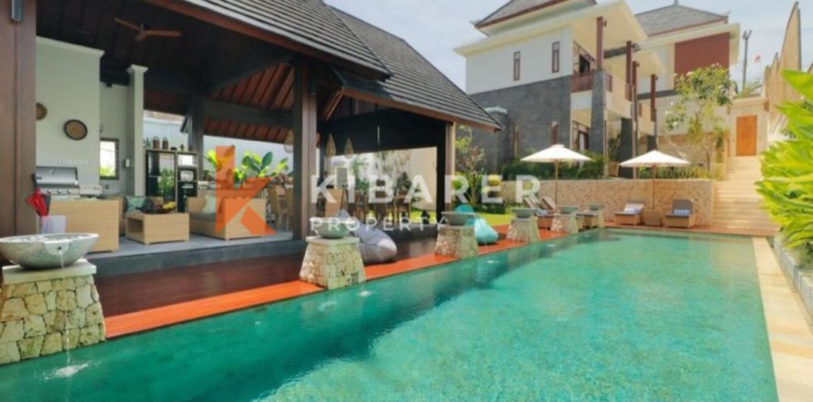 4 bedrooms Villa in Ungasan, Badung, Bali (13182)