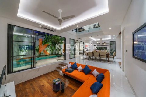 3 bedrooms Villa in Kerobokan, Badung, Bali (13571) 25