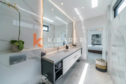 3 bedrooms Villa in Kerobokan, Badung, Bali (13571) 18