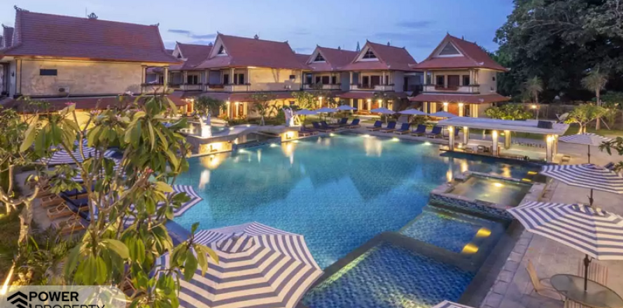56 bedrooms Hotel in Seminyak, Badung, Bali (9207)