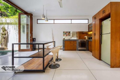 Hotel 13 kamar tidur di Canggu, Badung, Bali (9204) 7