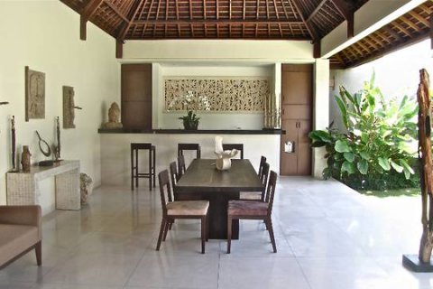 4 bedrooms Villa in Seminyak, Badung, Bali (1204) 9