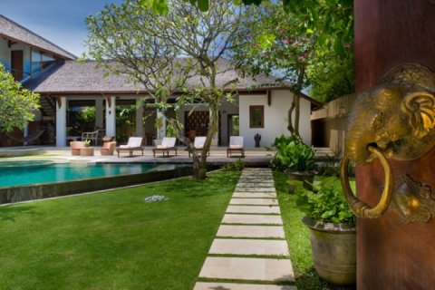 Vila 4 kamar tidur di Seminyak, Badung, Bali (1400) 19