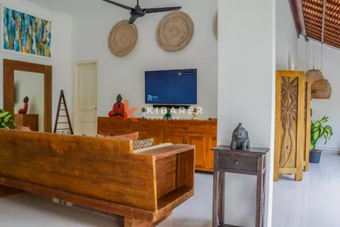 Vila 3 kamar tidur di Kerobokan, Badung, Bali (13060) 3