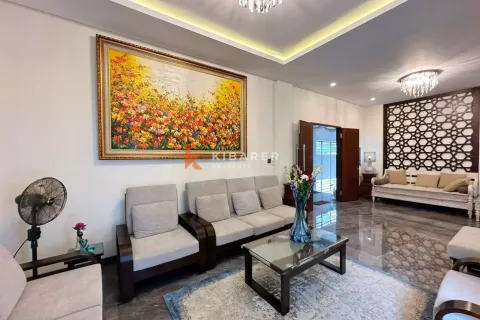 5 bedrooms Villa in South Denpasar, Denpasar, Bali (13417) 4
