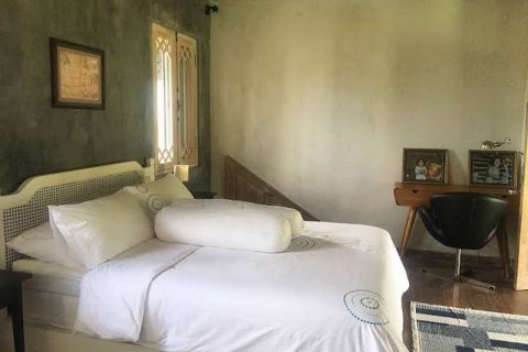 4 bedrooms Villa in Tampaksiring, Gianyar, Bali (765) 17