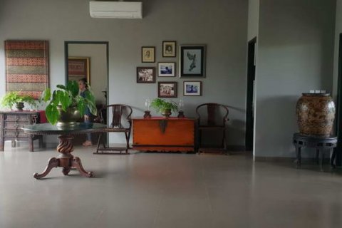 Vila 3 kamar tidur di Tabanan, Bali (767)