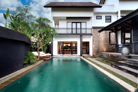 5 bedrooms Villa in Tibubeneng, Badung, Bali (11518) 2