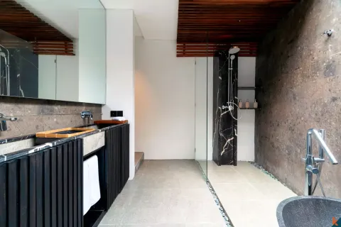 5 bedrooms Villa in Tibubeneng, Badung, Bali (11518) 21