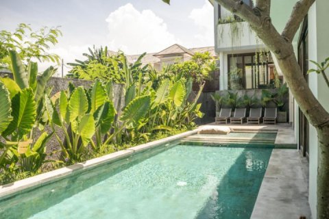 Vila 4 kamar tidur di Canggu, Badung, Bali (1542)