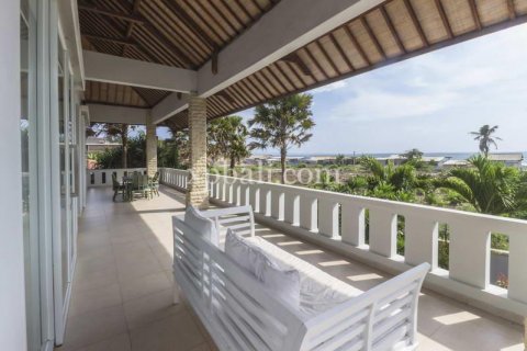 Vila 3 kamar tidur di Pererenan, Mengwi, Badung, Bali (5979) 4