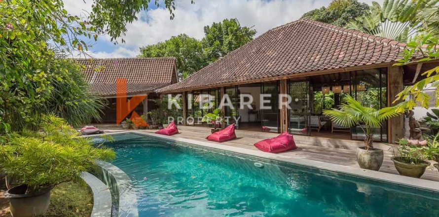 5 bedrooms Villa in Badung, Bali (12961)