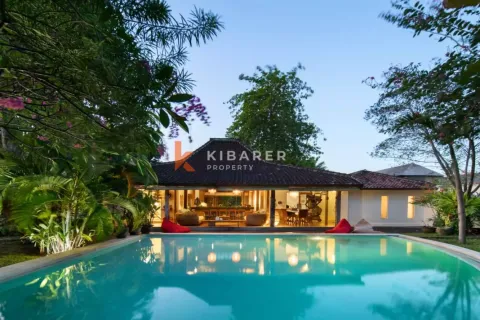 Vila 4 kamar tidur di Badung, Bali (12960)