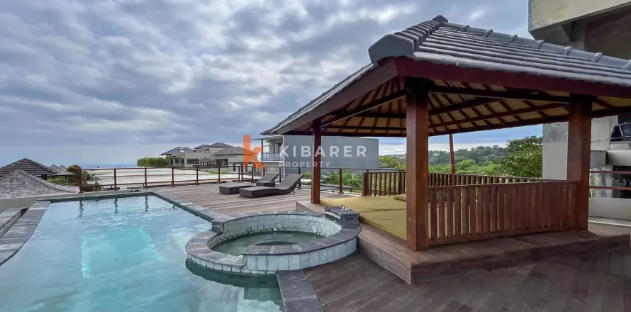 4 bedrooms Villa in South Kuta, Badung, Bali (12963)
